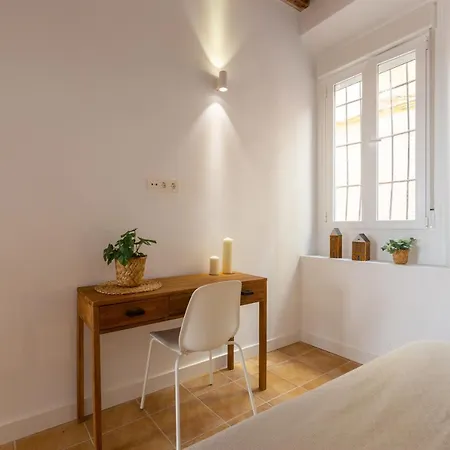 Апартаменты Precioso Con Patio Y Dos En El Barrio De Picasso