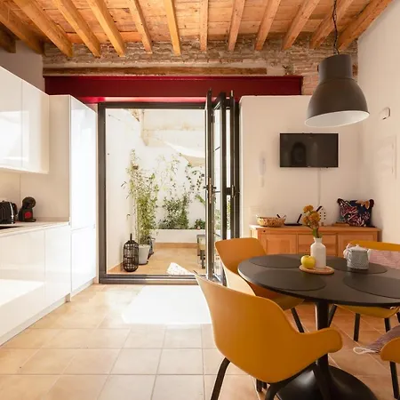 Apartment Precioso Con Patio Y Dos En El Barrio De Picasso